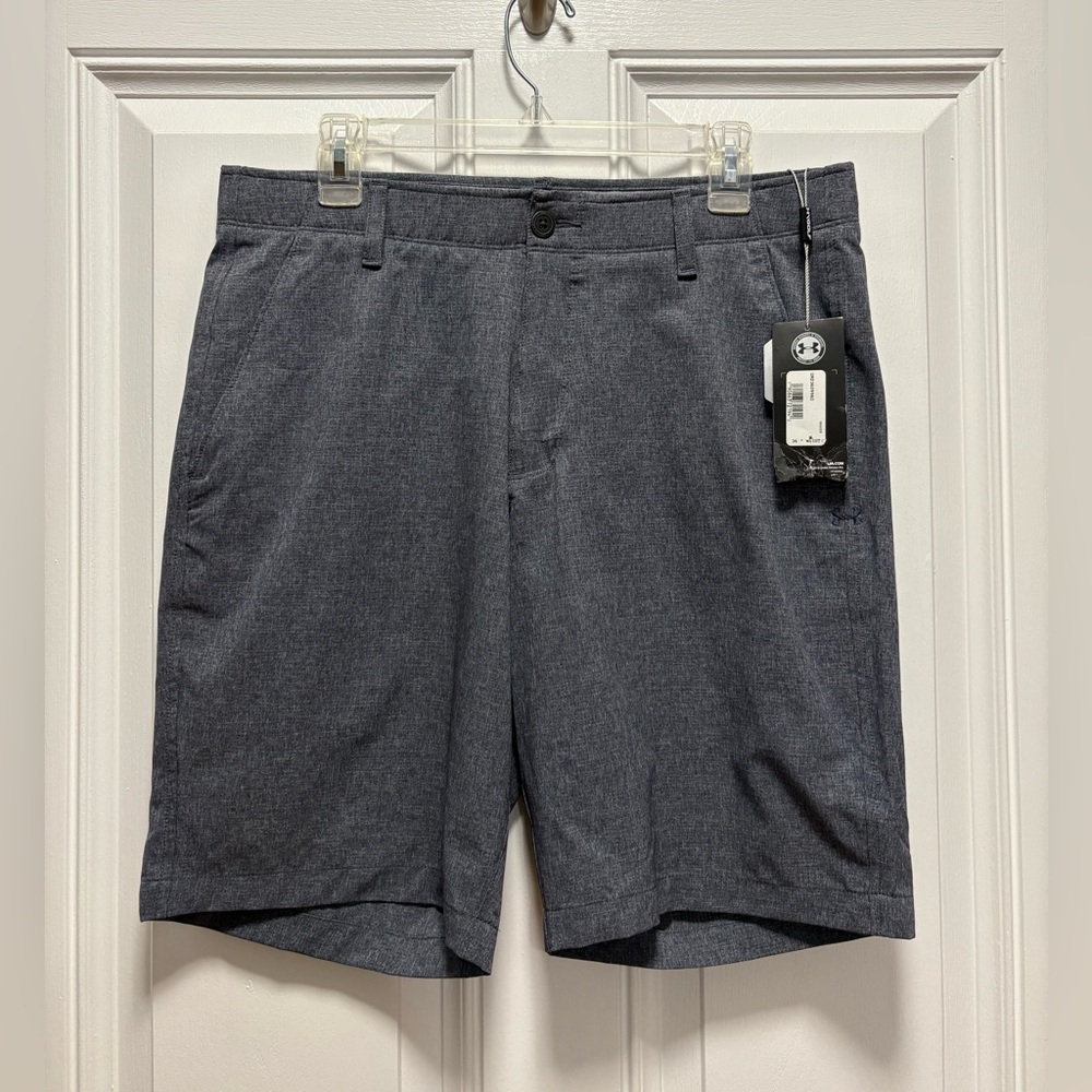 Under Armour Heatgear Loose Flat Front Shorts size 36